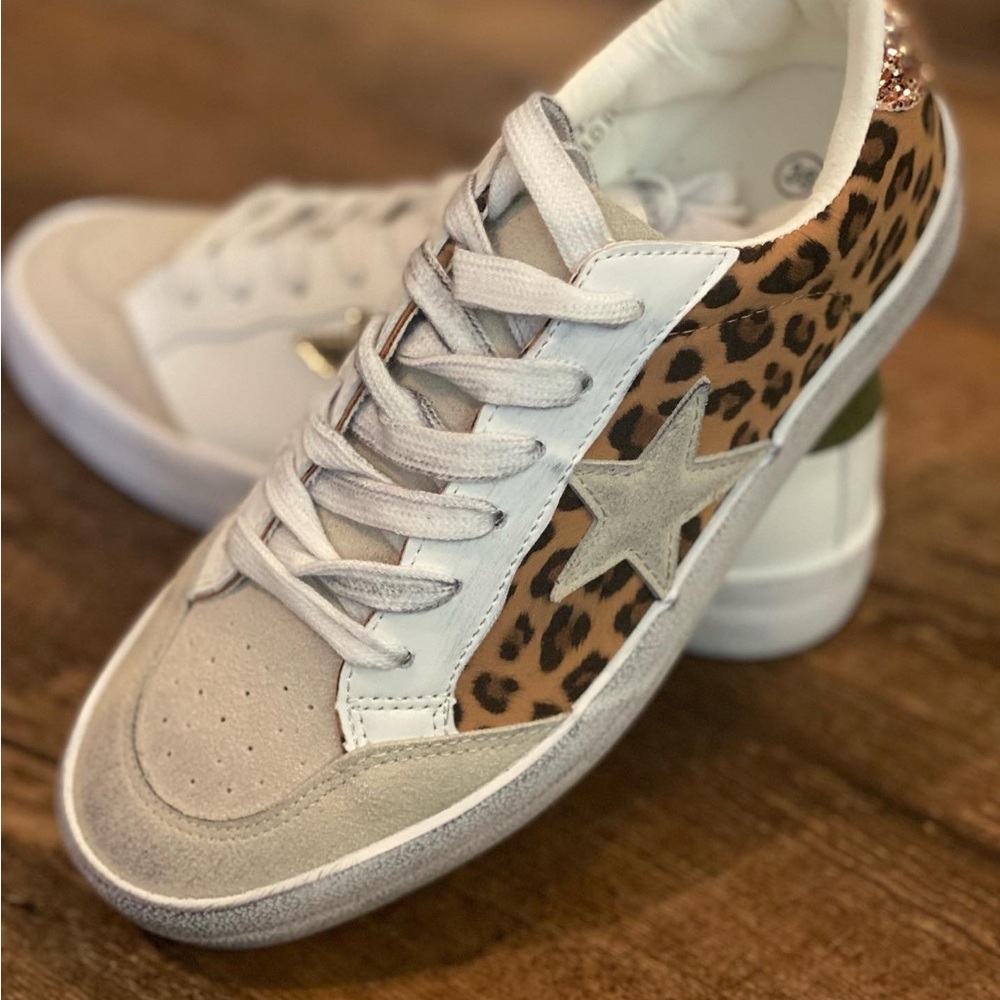 BRAND NEW!!! Ladies Boutique Shoes